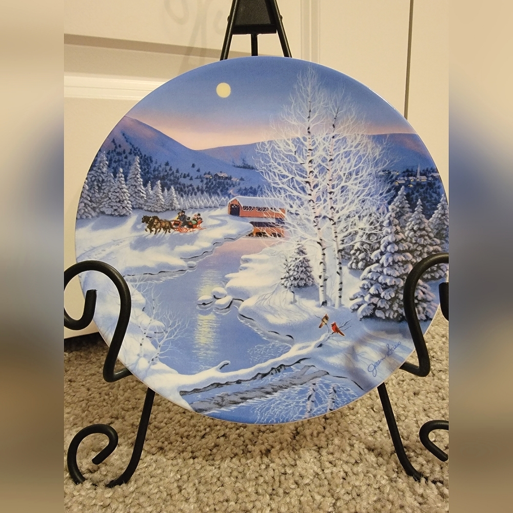 1991 "Jingle Bells" Spirit of Christmas Collectable Decorative Plate